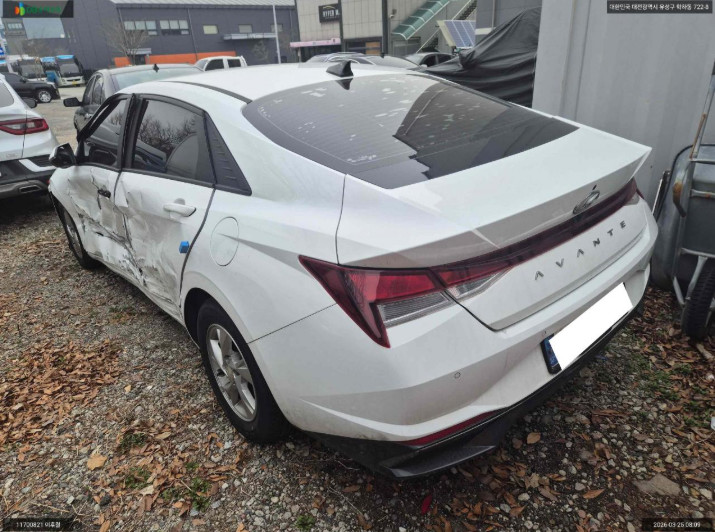 아반떼(AVANTE)