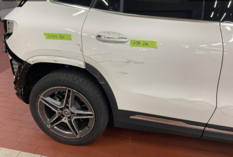 Mercedes-Benz GLA250 4MATIC