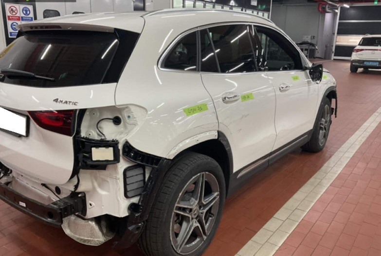 Mercedes-Benz GLA250 4MATIC