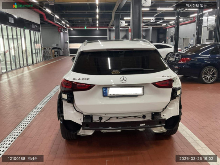 Mercedes-Benz GLA250 4MATIC