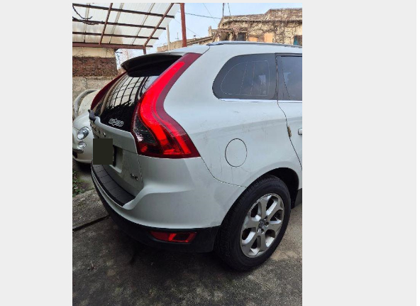 볼보 XC60D4