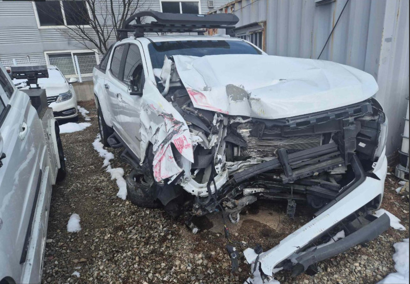 CHEVROLET COLORADO AWD