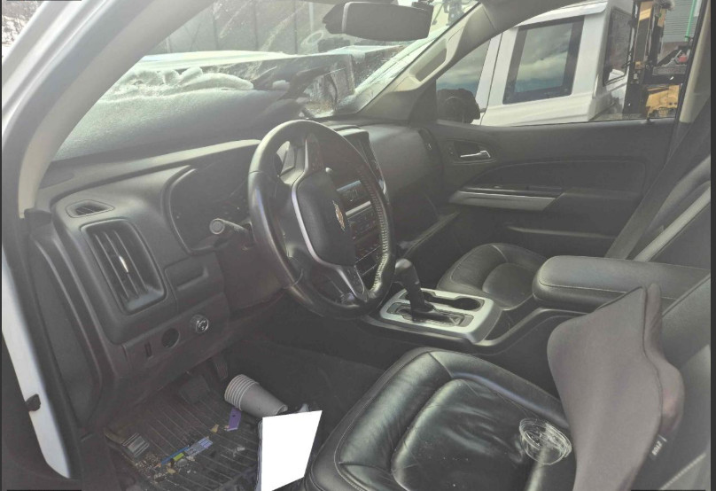 CHEVROLET COLORADO AWD