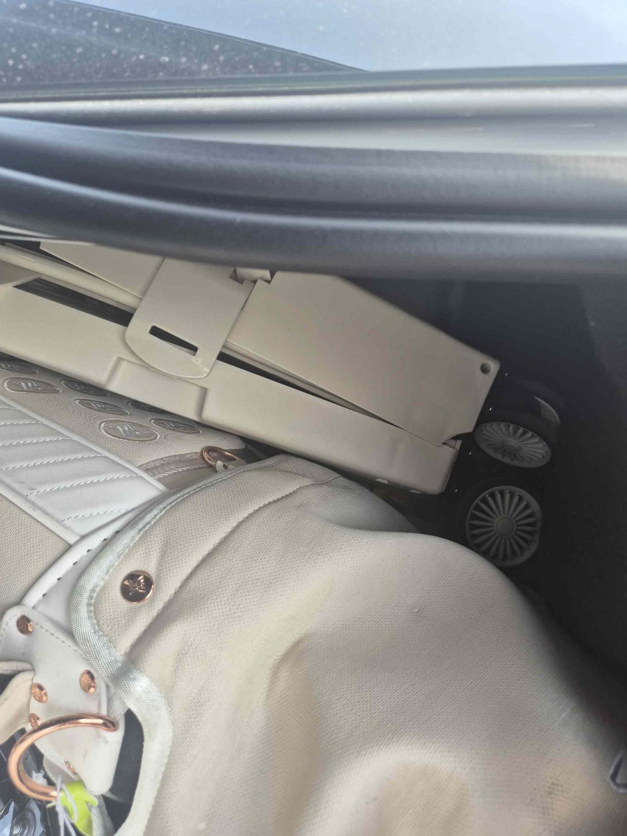 Mercedes-Benz E 300 4MATIC