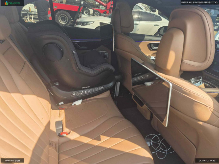 Mercedes-Benz E 300 4MATIC