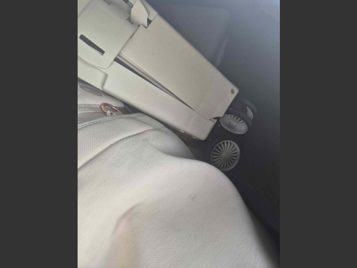 Mercedes-Benz E 300 4MATIC