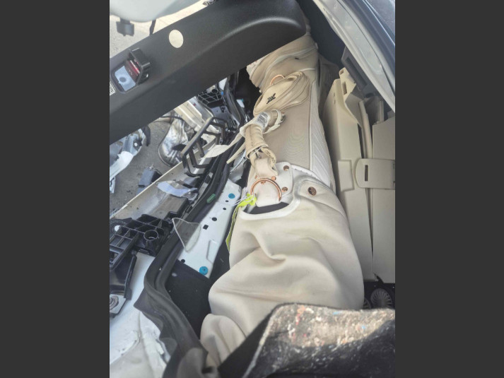 Mercedes-Benz E 300 4MATIC