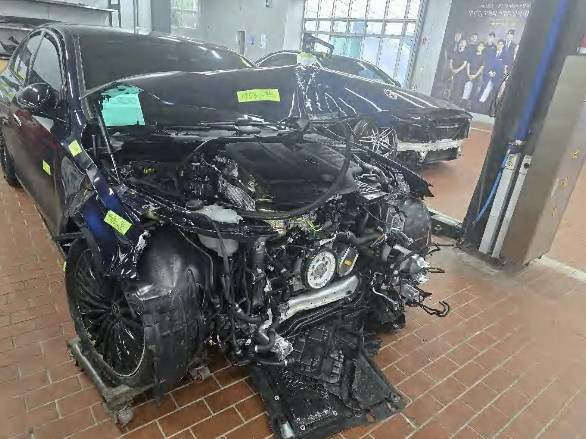 Mercedes-Benz E 450 4MATIC (리스) 