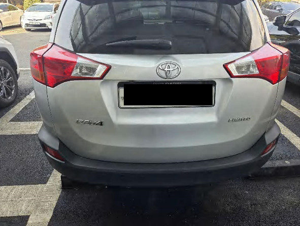 토요타 RAV4 2WD