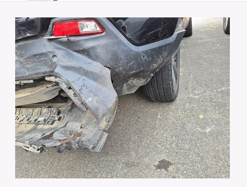 짚 체로키 2.4 AWD