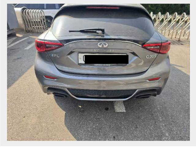 INFINITI Q30