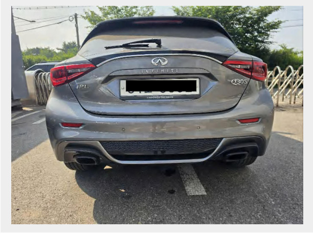 INFINITI Q30