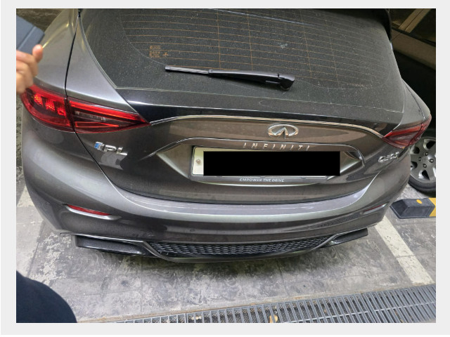 INFINITI Q30
