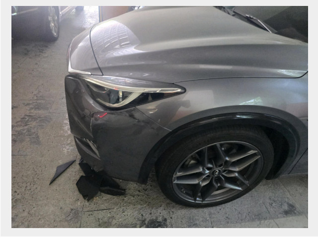 INFINITI Q30