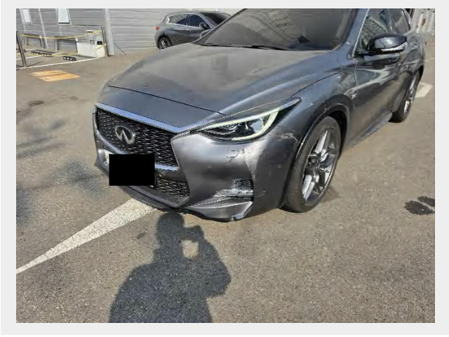 INFINITI Q30