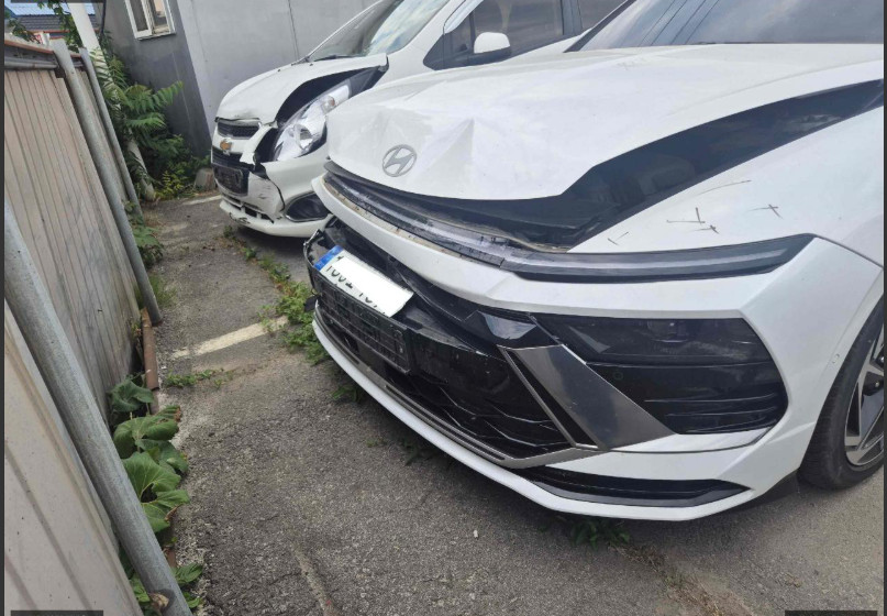 car image thumbnail