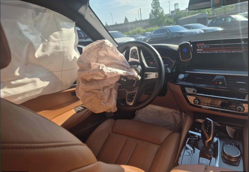 BMW 520i