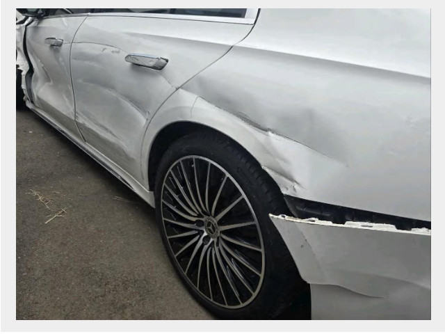 Mercedes-Benz E 450 4MATIC
