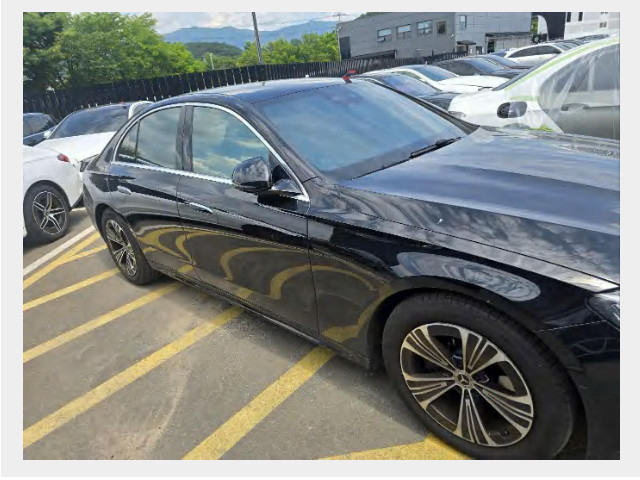 Mercedes-Benz E 200