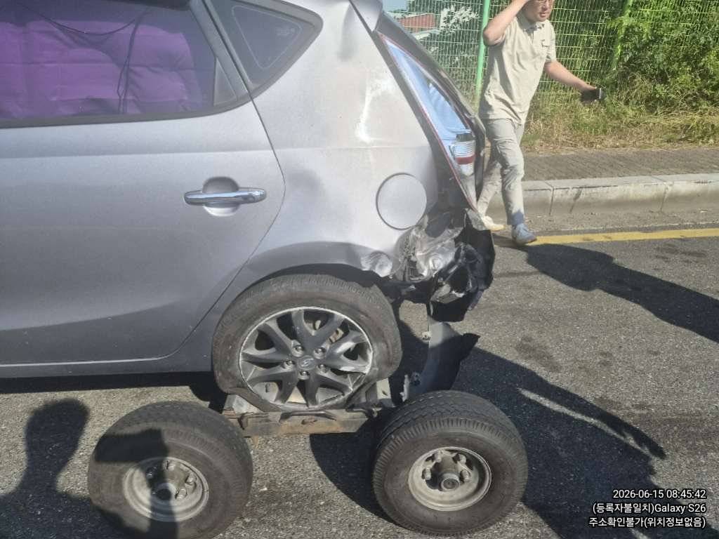 i30