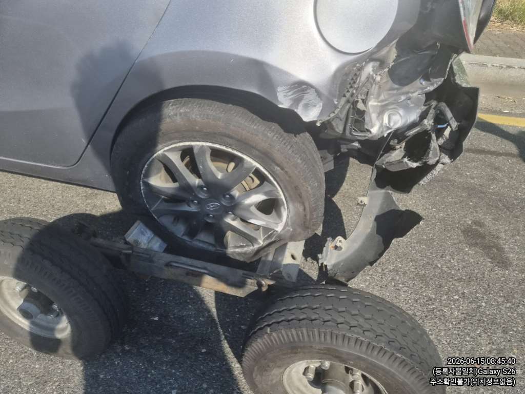 i30