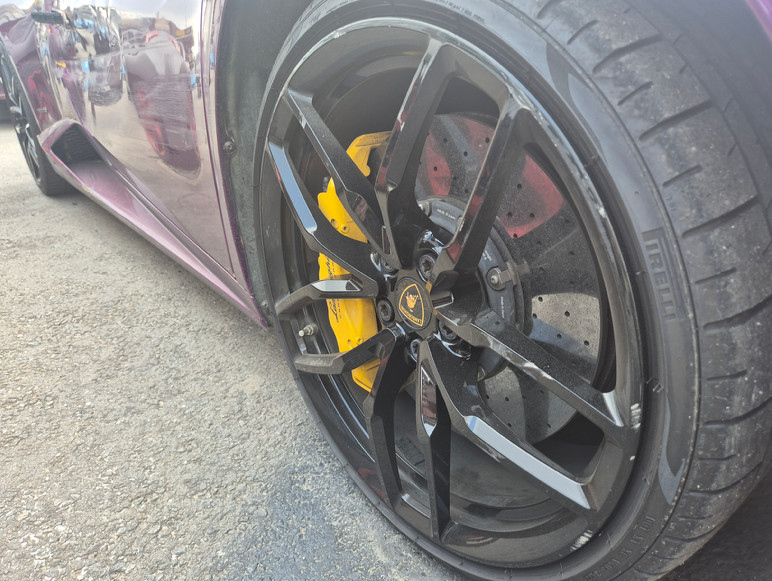 람보르기니우라칸(HURACAN) (법인)