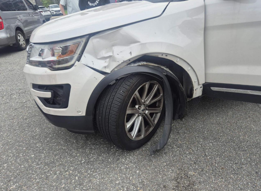 Explorer 2.3 AWD