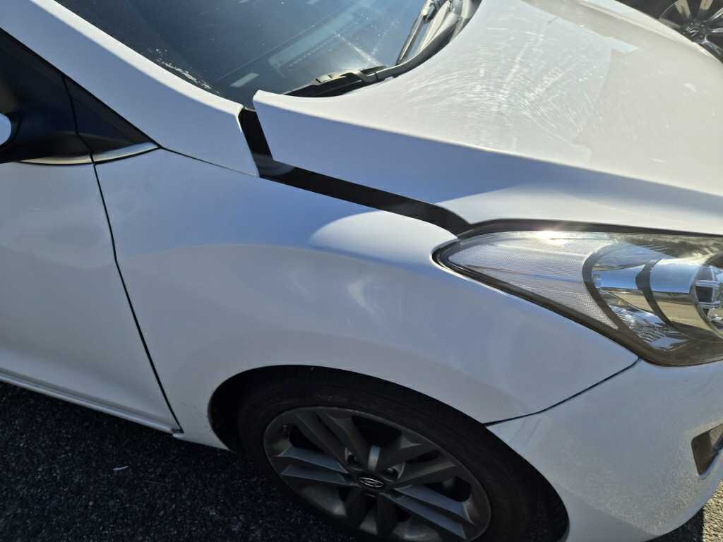 i30