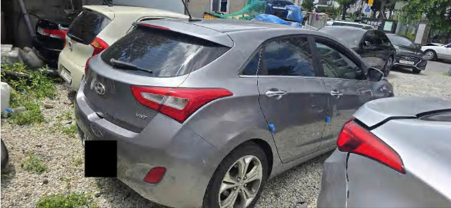 i30