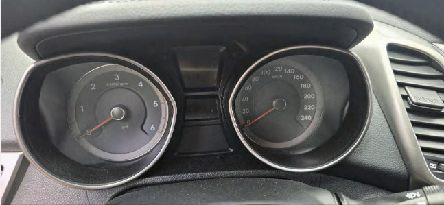 i30
