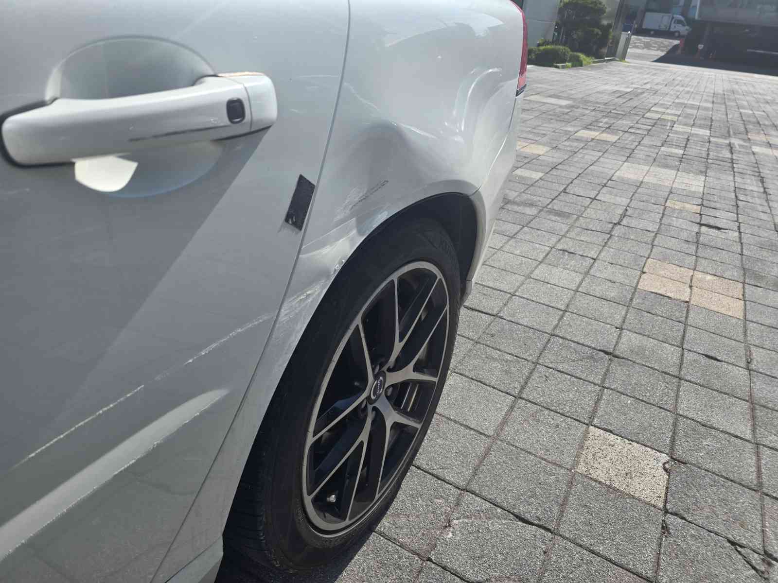 볼보 S80D2