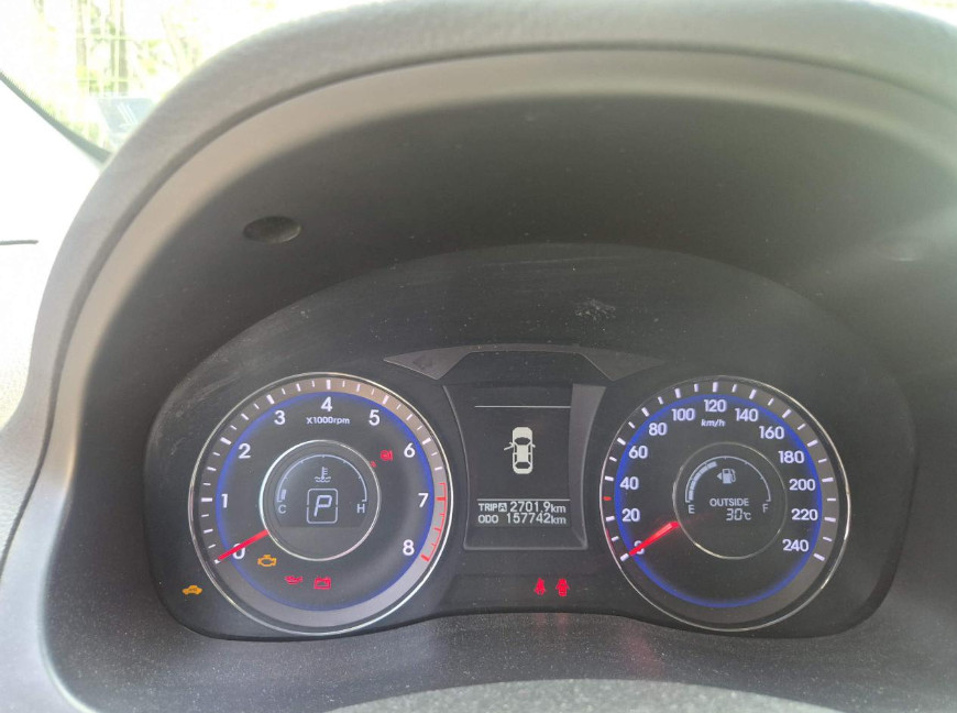 i40 Saloon