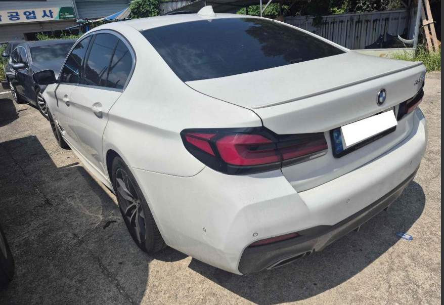 BMW 520i