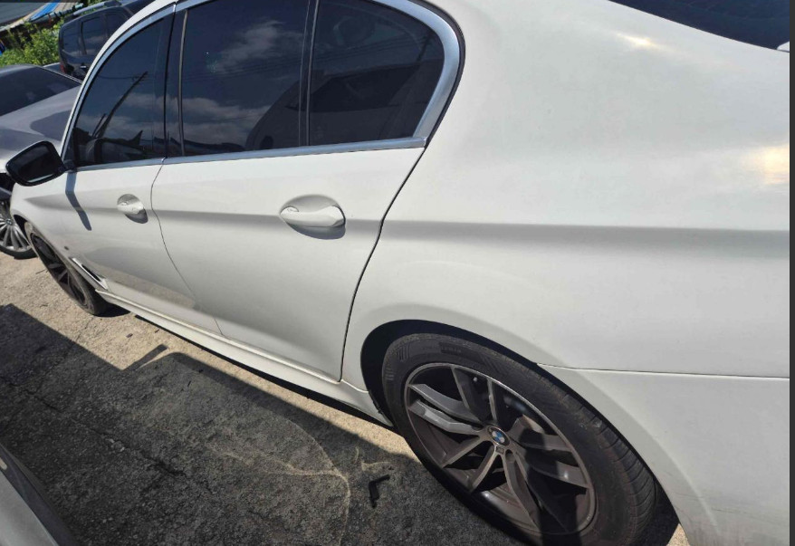 BMW 520i