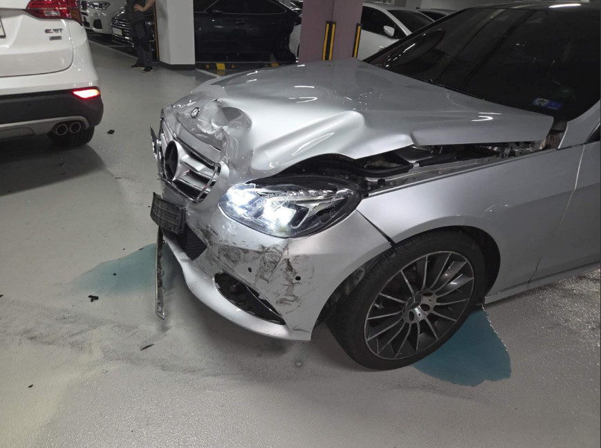 E300