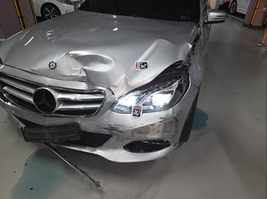 E300