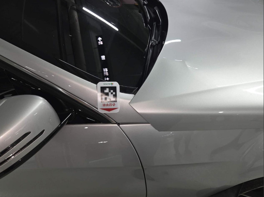 E300